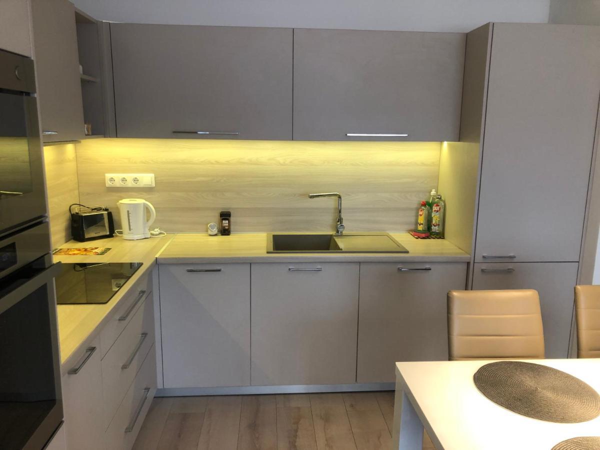 Diamond Apartman Debrecen Eksteriør bilde