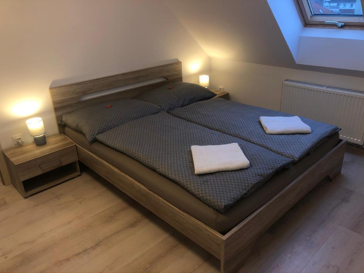Diamond Apartman Debrecen Eksteriør bilde