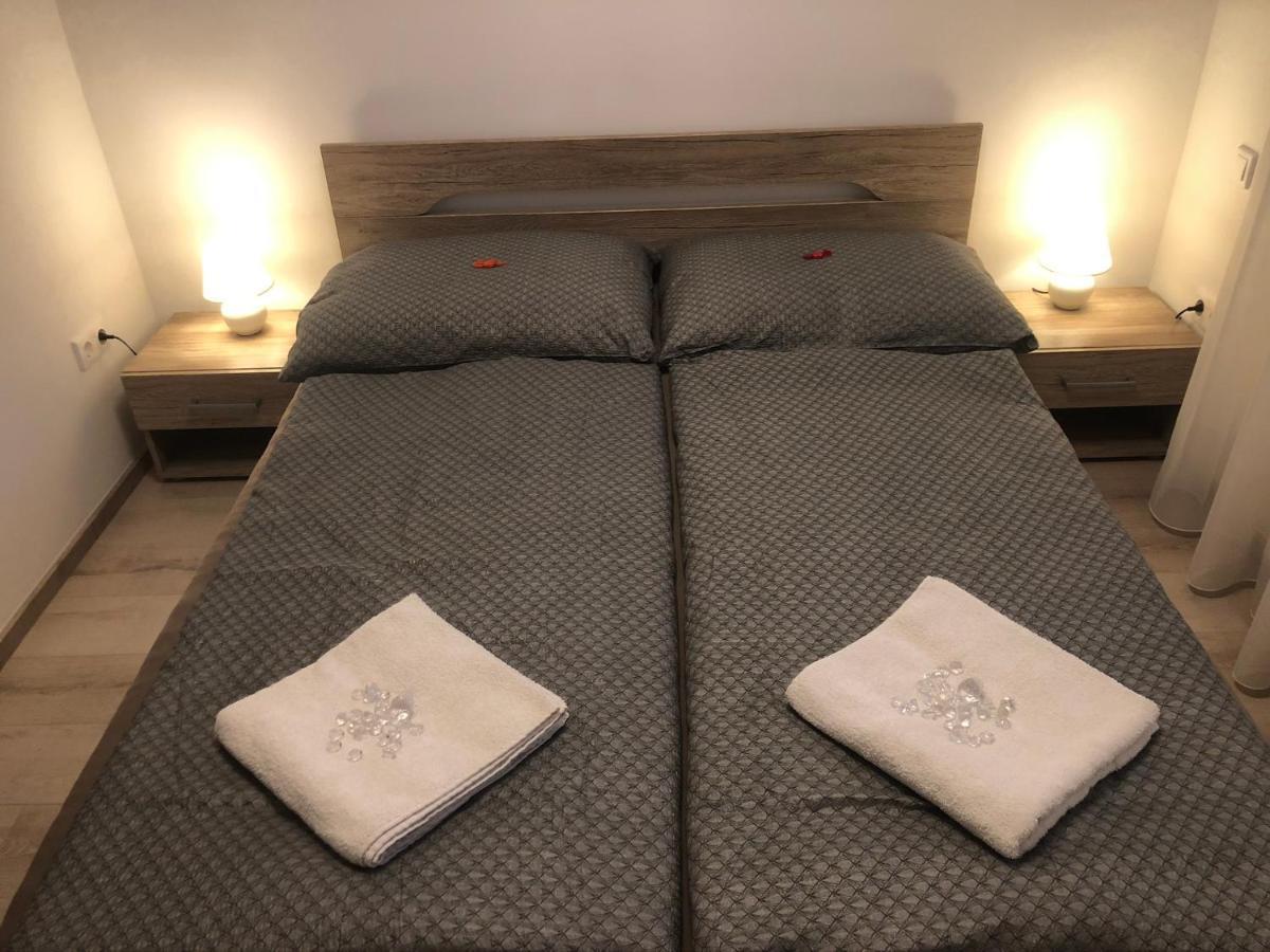 Diamond Apartman Debrecen Eksteriør bilde