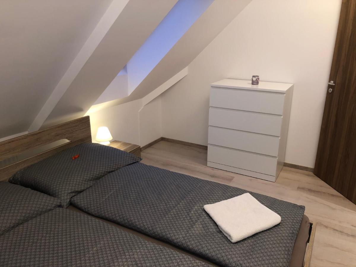 Diamond Apartman Debrecen Eksteriør bilde