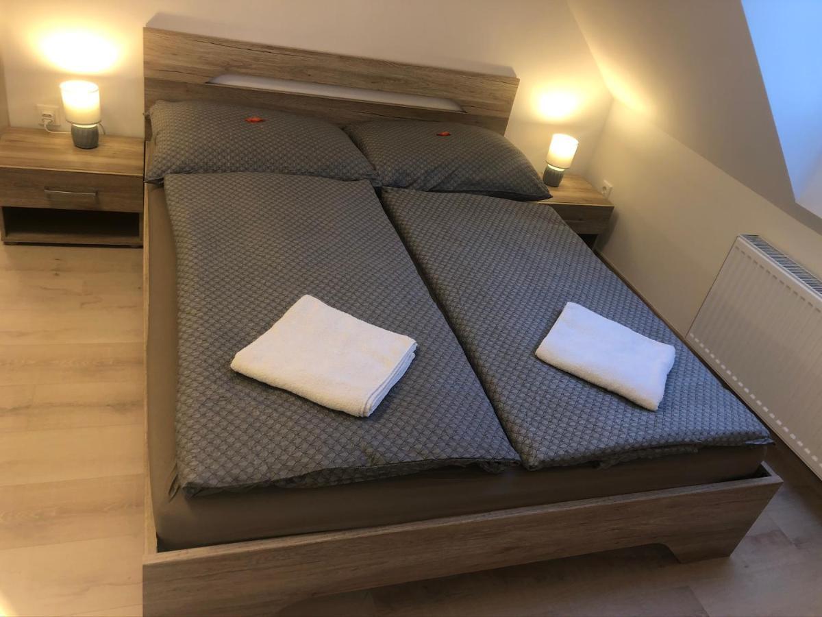 Diamond Apartman Debrecen Eksteriør bilde