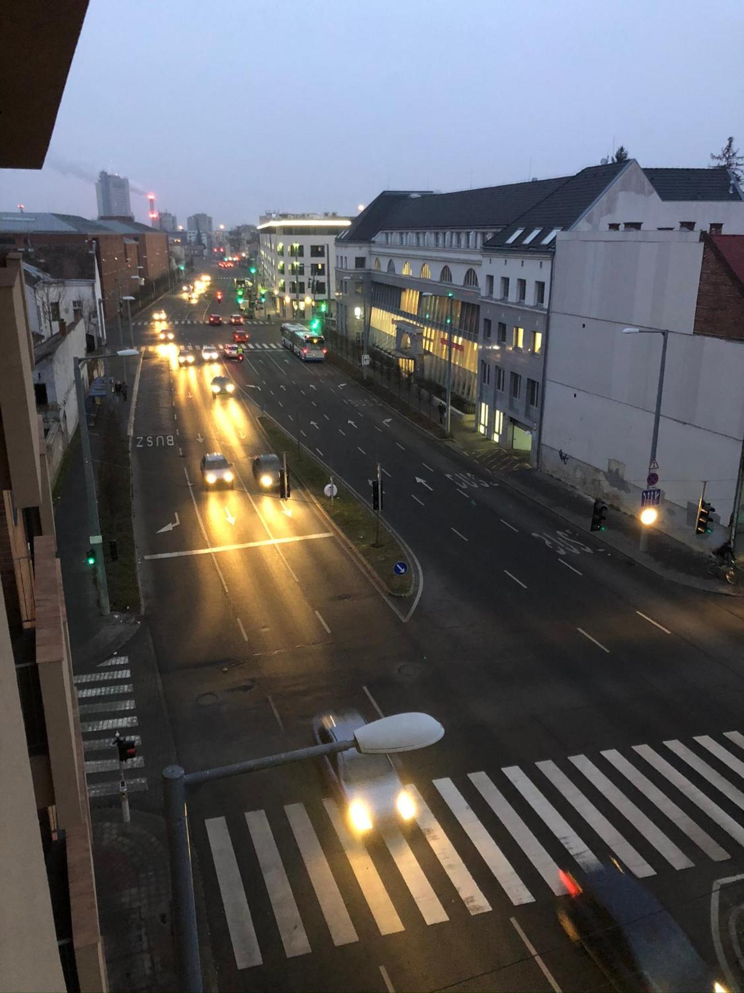 Diamond Apartman Debrecen Eksteriør bilde